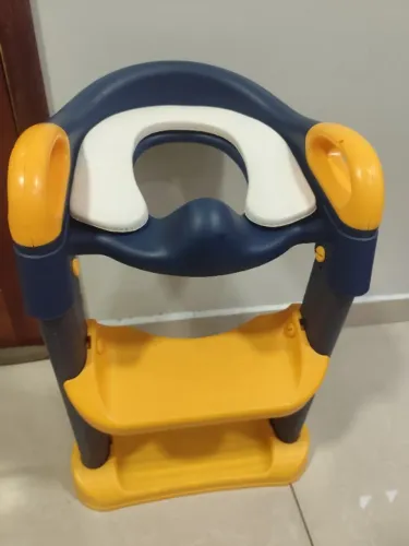 Toninho,redutor de assento infantil escadinha