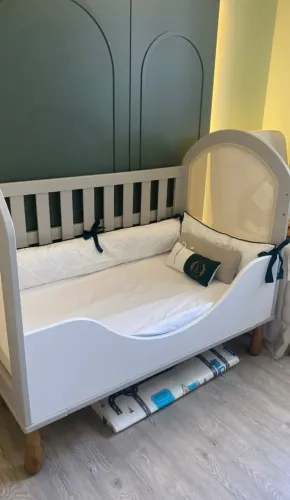 Berço e cômoda