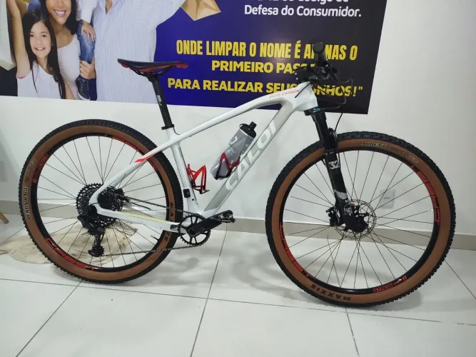 Vendo Bike Elite Carbono - Tamanho 17 (M)<br>