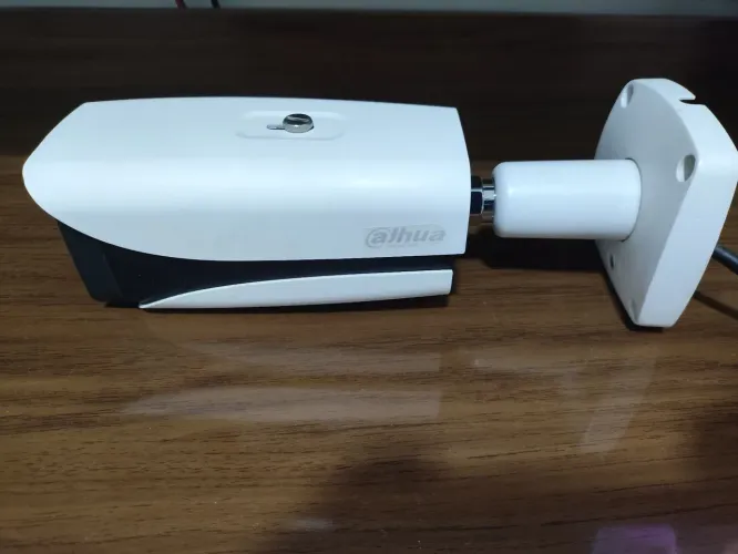 Câmera Bullet Ip Dahua Ipchfw5431eze - 4 Mp H265+ir 50 Mts