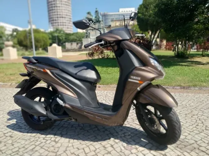Yamaha Fluo 125 ABS Só 5.800km (Muito Nova) Financio em até 48x