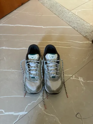 Mizuno wave prophecy ls original