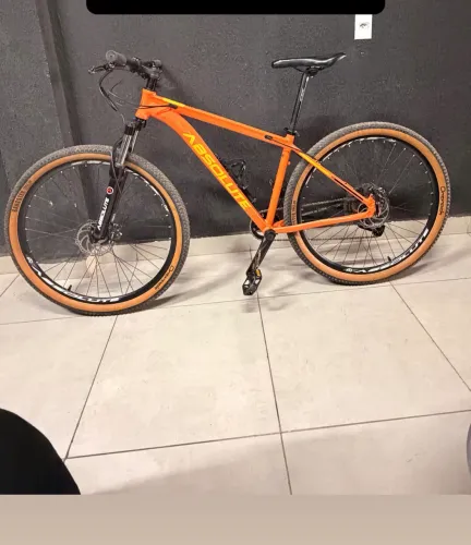 Vendo bicicleta semi profissional Absolut 