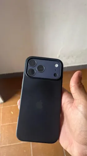 iPhone 16 pro Max   Pfv leia 