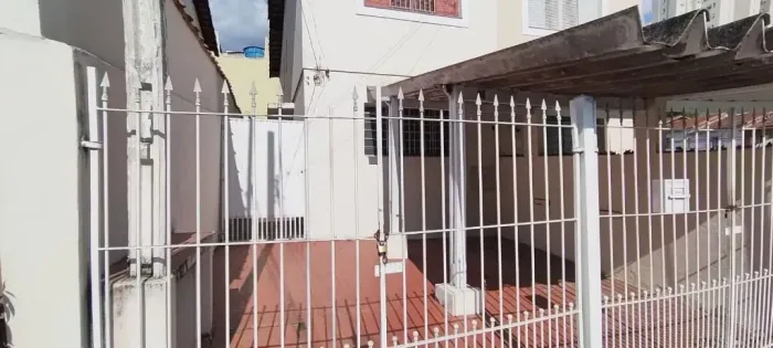 Casa com 2 dormitórios para alugar, 121 m² por R$ 2.796,53/mês - Jardim Aeroporto - São Pa