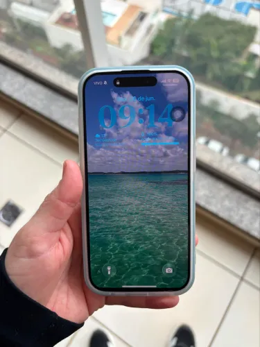Vendo iPhone 15 Pro 256 gigas 86% saude da bateria 3800,00 a vista