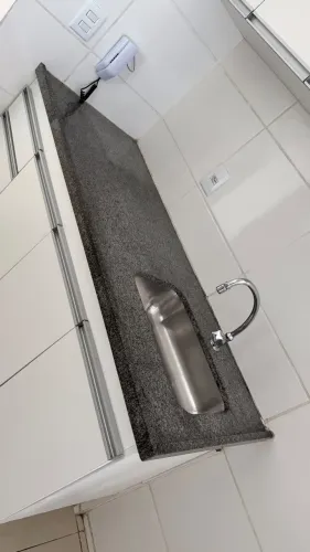Bancada de GRANITO com CUBA inox