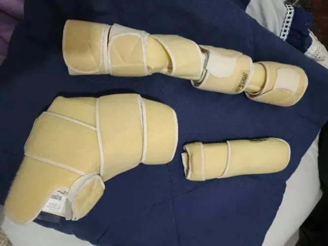 Kit Ortopédicos - Joelho, Tornozelo, Coxa, Pés e Pulso Praksis