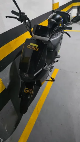 SCOOTER ELÉTRICA S6