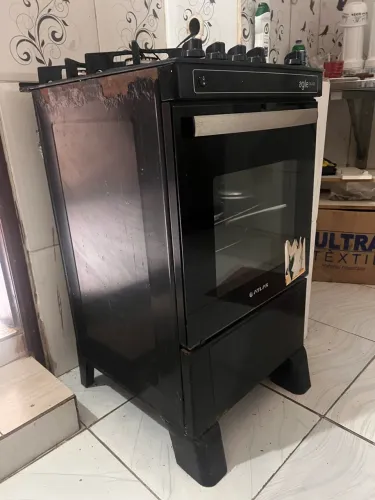 Vende-se um Fogão Atlas