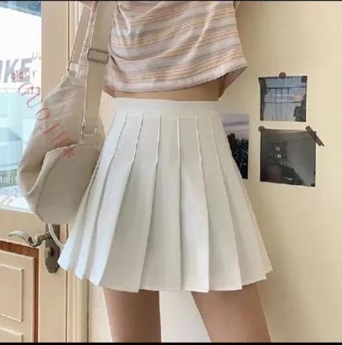 Short saia plissada