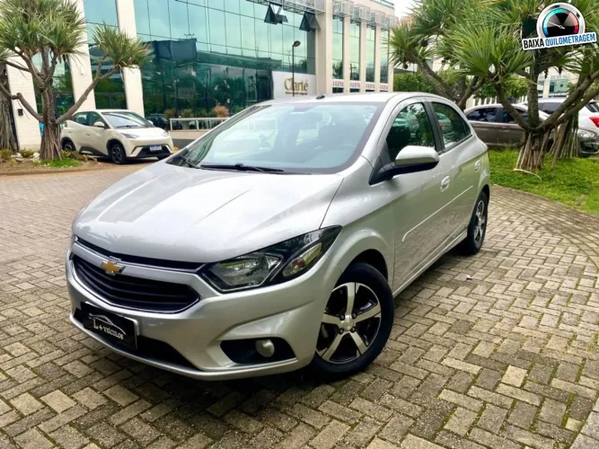 Chevrolet Onix Hatch LTZ 1.4 8V Flex Power Aut. 4P 2019
