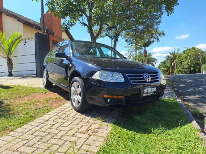 Volkswagen Bora 2.0/ 2.0 Flex 8V Aut. 2009