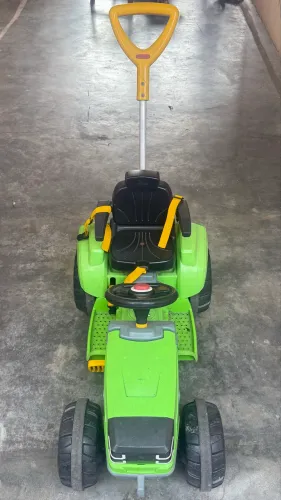 Carro de passeio infantil 