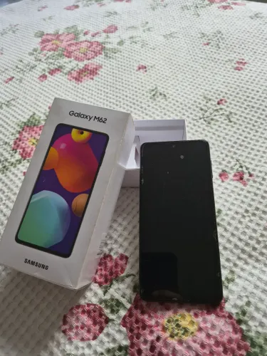 Vendo ótimo Celular M62 da Samsung