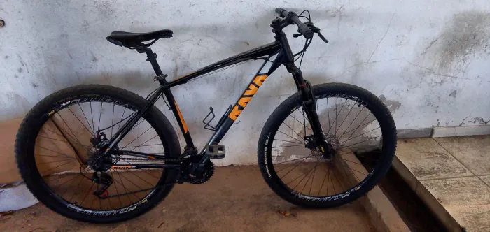 Bicicleta Volcano de marcha em saj ZAP *66