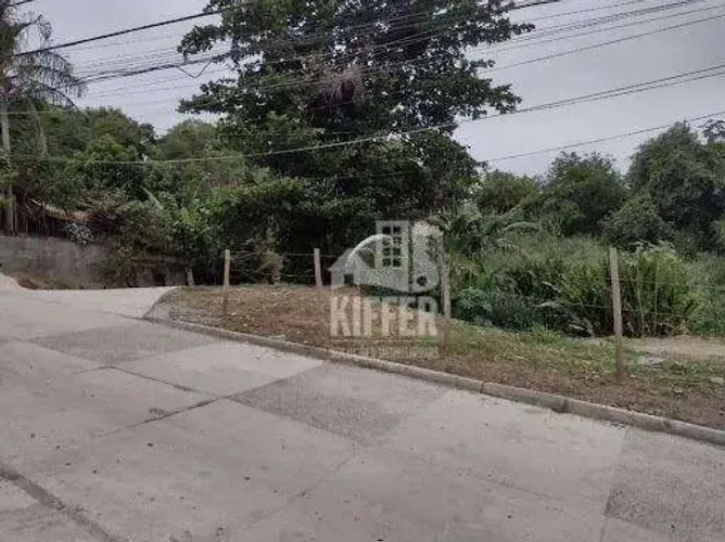 Terreno à venda, 900 m² por R$ 260.000,00 - Pendotiba - Niterói/RJ