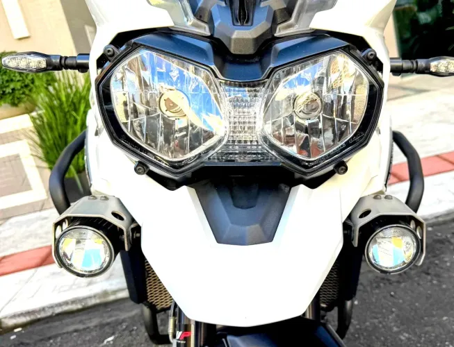 RARIDADE Tiger 1200 Explorer XCX com apenas 21.000 km