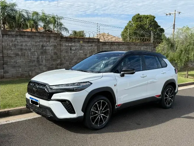 Toyota Corolla Cross Gr-s 2.0 16V Flex Aut. 2025