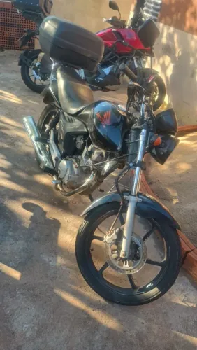 Vendo CG/ HONDA 2012<br>Whatsapp: *