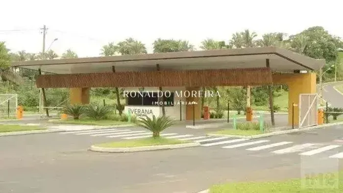 Terrreno á venda no Condomínio Verana