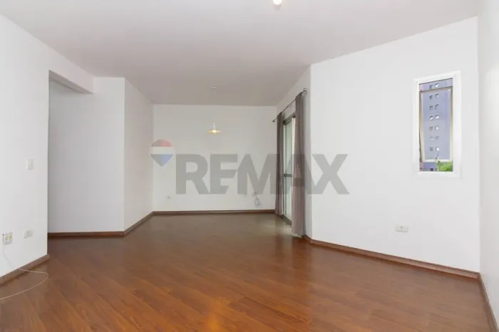 75m2 Condomínio com Quadra de Tênis na Vila Indiana!