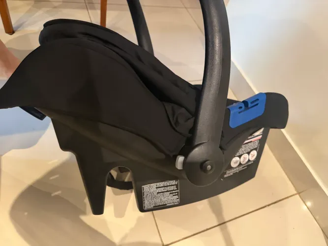 Bebê conforto burigotto