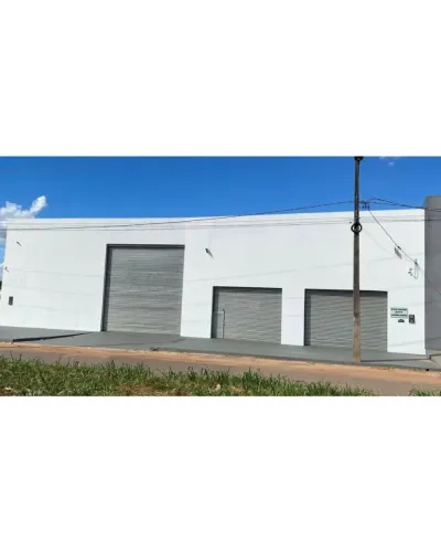 ALUGA-SE GALPÃO LOCALIZADO NO RESIDENCIAL CASTANHEIRA, MARABÁ-PA.