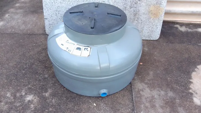 Caixa d'água Acqualimp 310 Litros