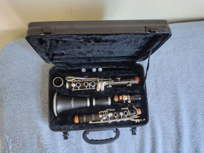 Clarinete Sib Michael WCLM35 - Perfeito Estado (Pronta para Tocar)