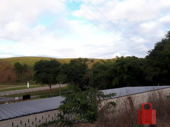 Excelente sitio a venda próximo a São Luiz do Paraitinga - SP.