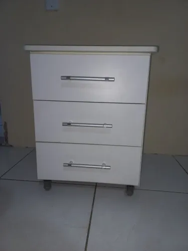 Mesinha de Cabeceira