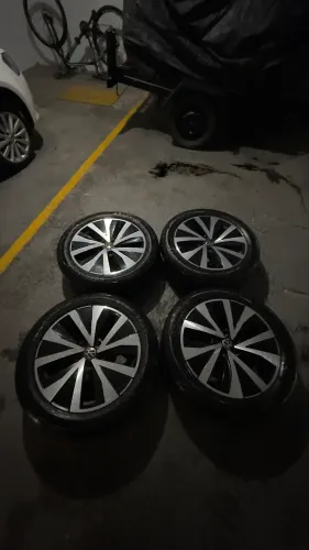 Rodas originais Taos