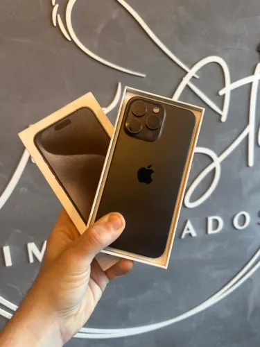 iPhone 15 Pro Max 256GB - Black Titanium 