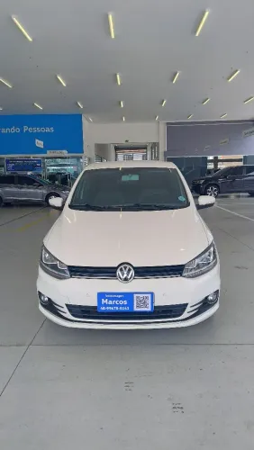Volkswagen Fox Highline 1.6 Flex 16V 5P 2015