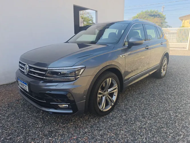 Volkswagen Tiguan Allspac R-line 350 TSI 2.0 4X4 2018