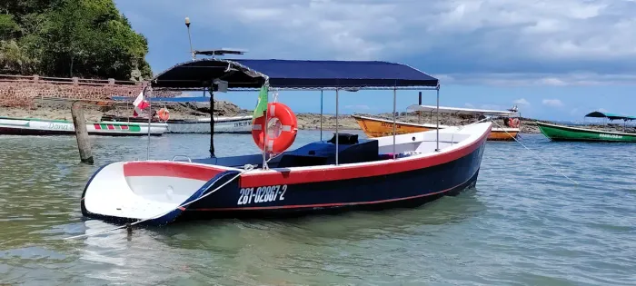BARCO EM PERFEITO ESTADO
