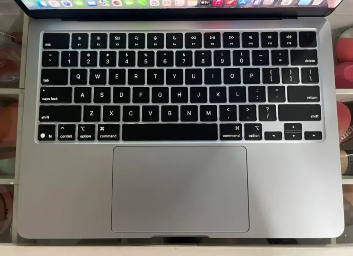 MacBook Air M4 16g/256gb