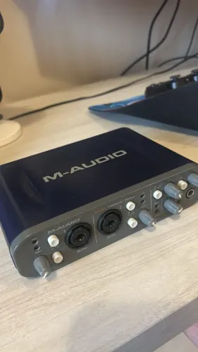 Interface de Audio M audio