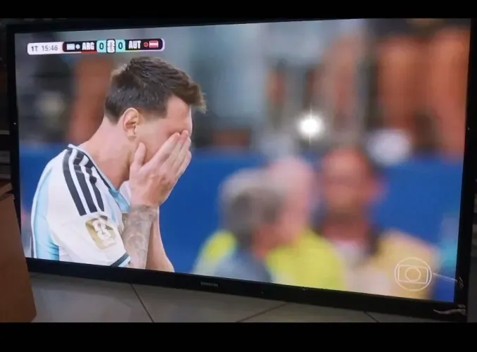 Vendo tv Samsung plasma de 51 polegadas. Valor $700 . Zap *