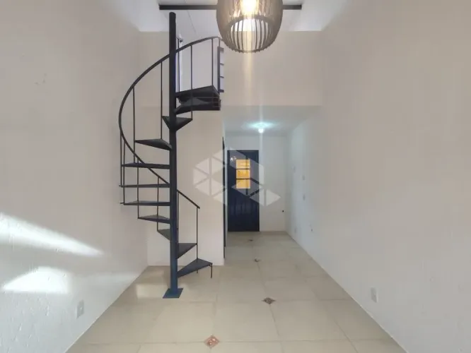 Casa em Condomínio 31M² - para Alugar