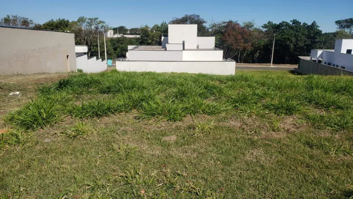 Terreno à venda no Condomínio Lagos D'Icaraí em Salto/SP