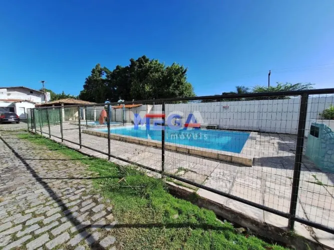 Apartamento com 2 quartos no bairro Cidade dos Funcionários em Fortaleza, CE