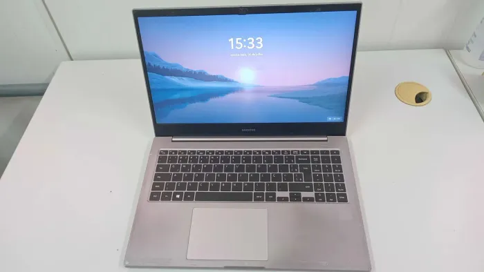 Notebook Samsung Book