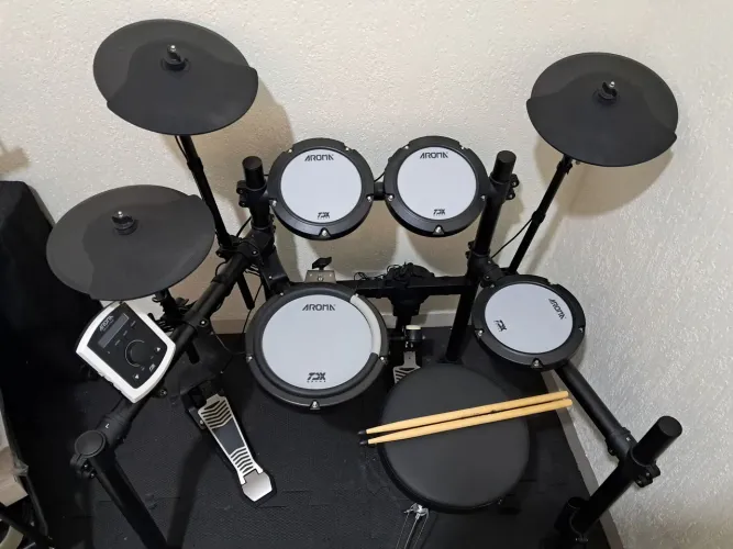 Bateria Eletrônica Aroma TDX22-2 - Estado de nova!