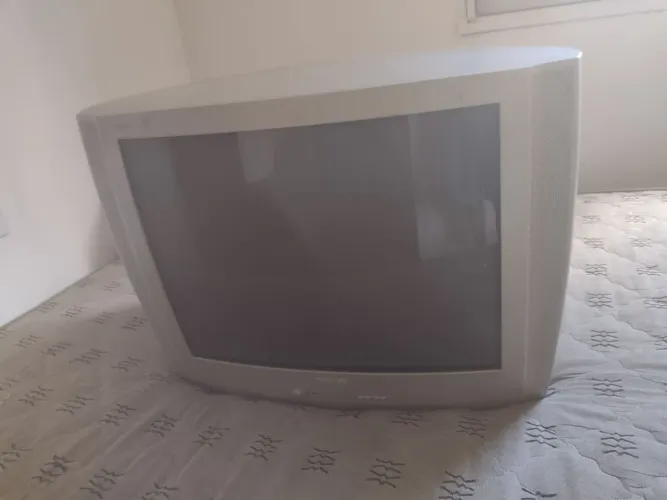 Tv Tubo em Funcionamento 
