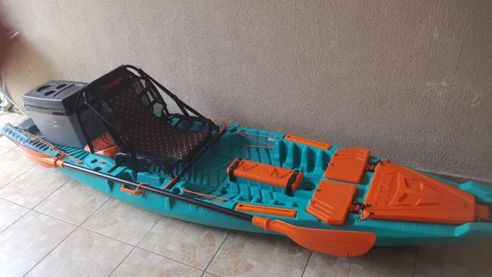 Caiaque  para pesca ou remo