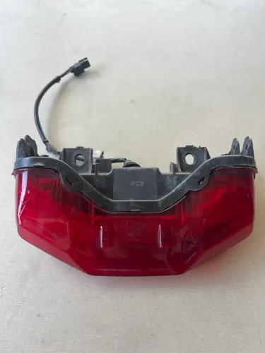 Lanterna Traseira Honda Adv 150 2021-2024 Original Usado