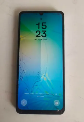 SAMSUNG A06 TELA TRINCADA MAS FUNCIONANDO PERFEITAMENTE