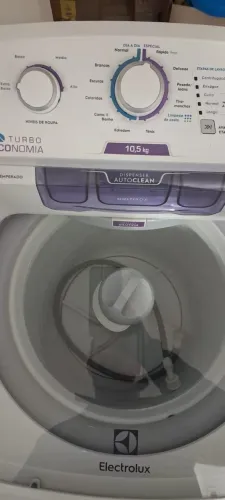 Vende-se Máquina de Lavar Electrolux 10,5kg 127v